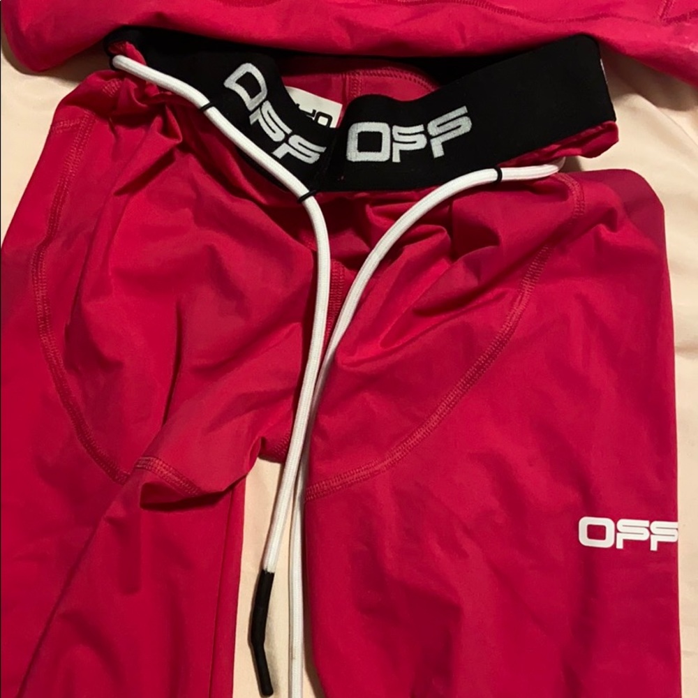 Off White Two Piece - image 1